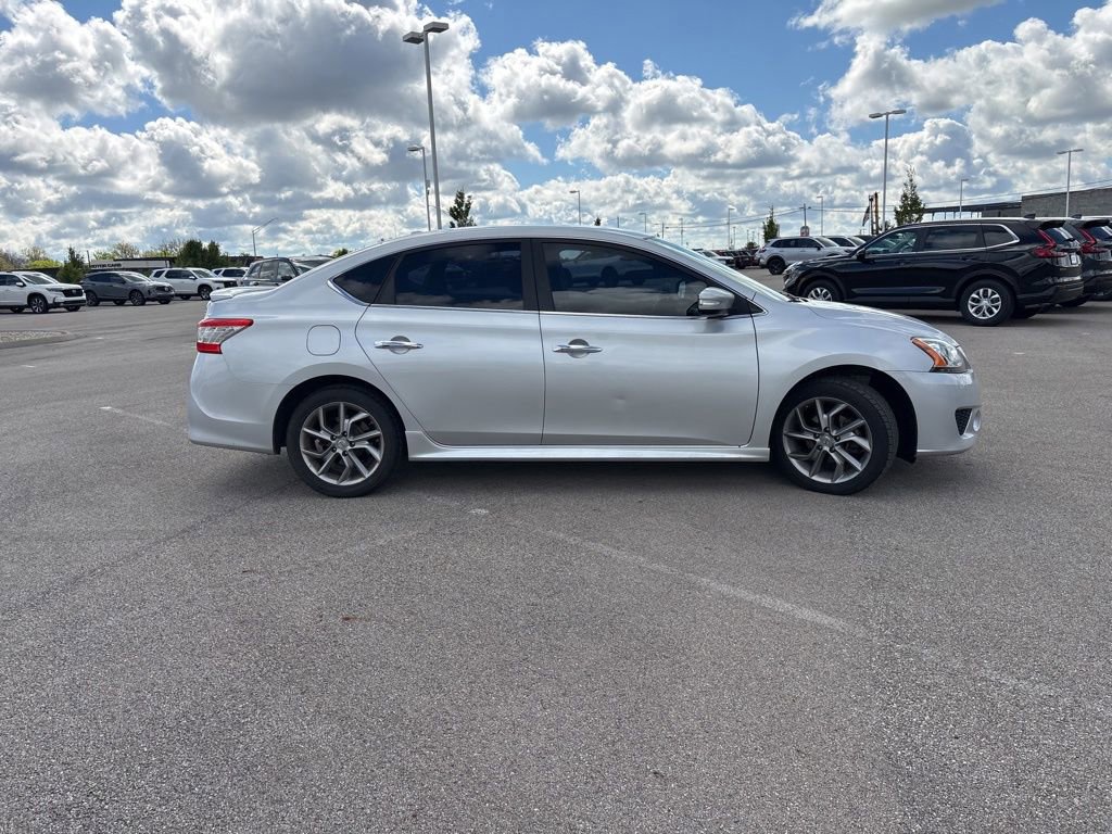 Used 2015 Nissan Sentra SR FWD image 11