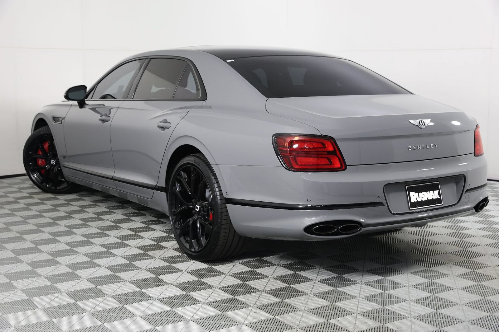 Certified 2023 Bentley Flying Spur S V8 AWD/4WD image 3