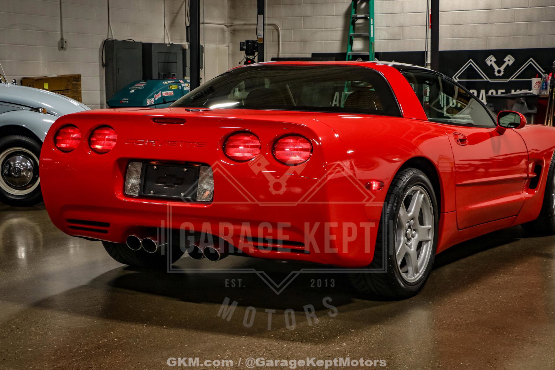 Used 1997 Chevrolet Corvette Coupe w/ Roof Pkg image 41