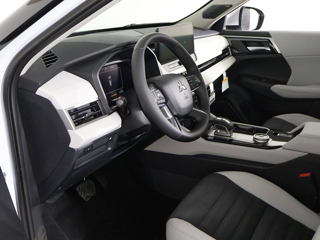 New 2025 Mitsubishi Outlander SE FWD image 27