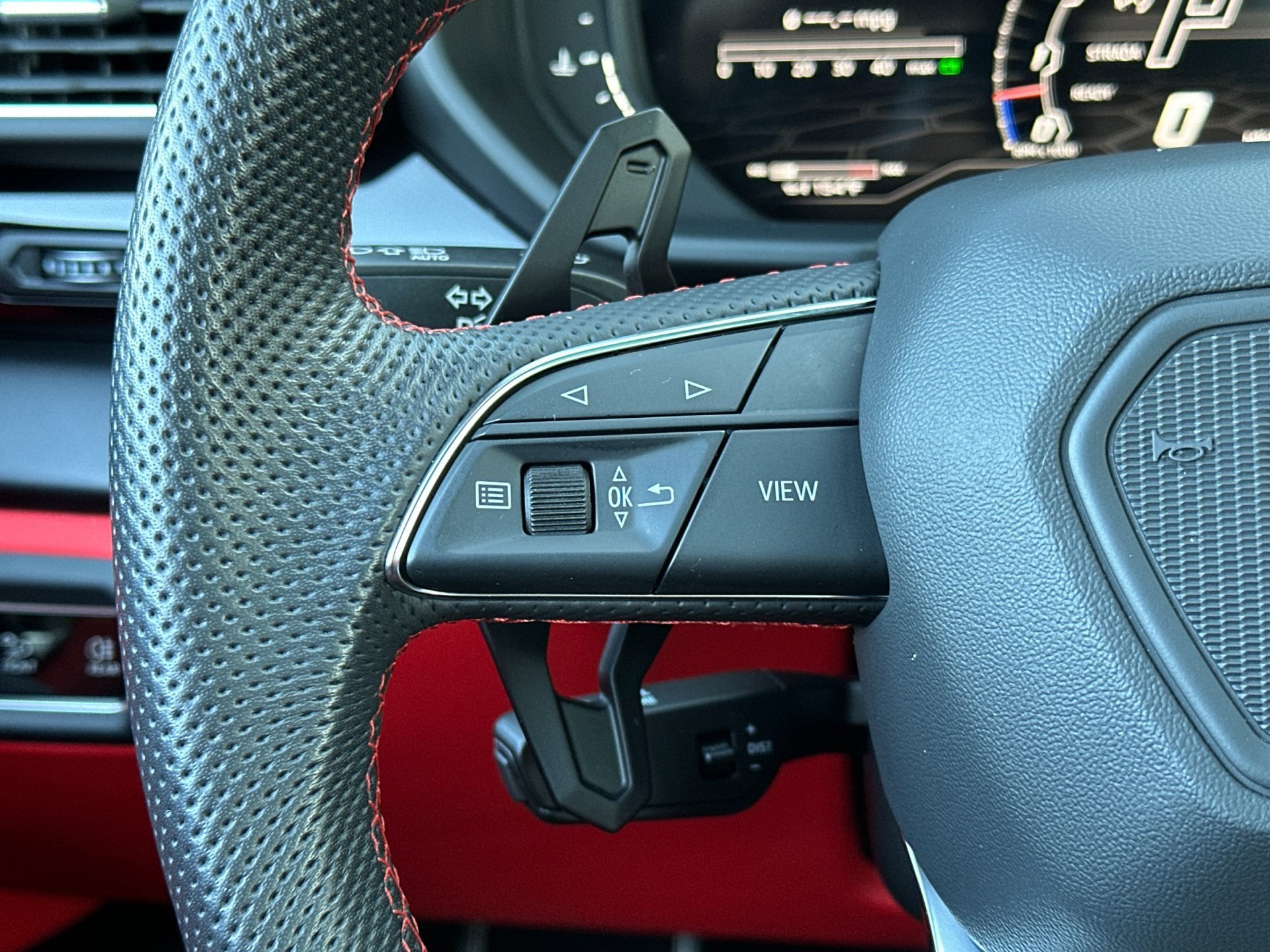 Used 2022 Lamborghini Urus image 29