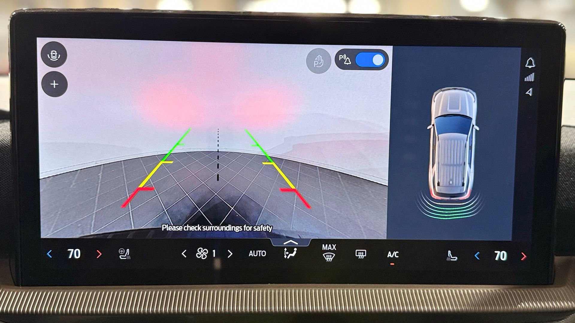 Used 2025 Ford Explorer Active w/ Active Comfort Package image 87