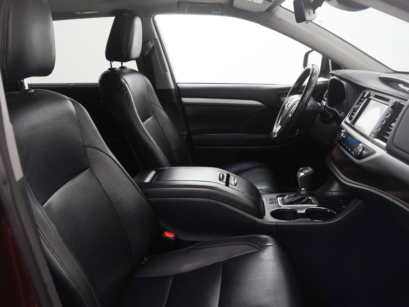 Used 2018 Toyota Highlander XLE image 11