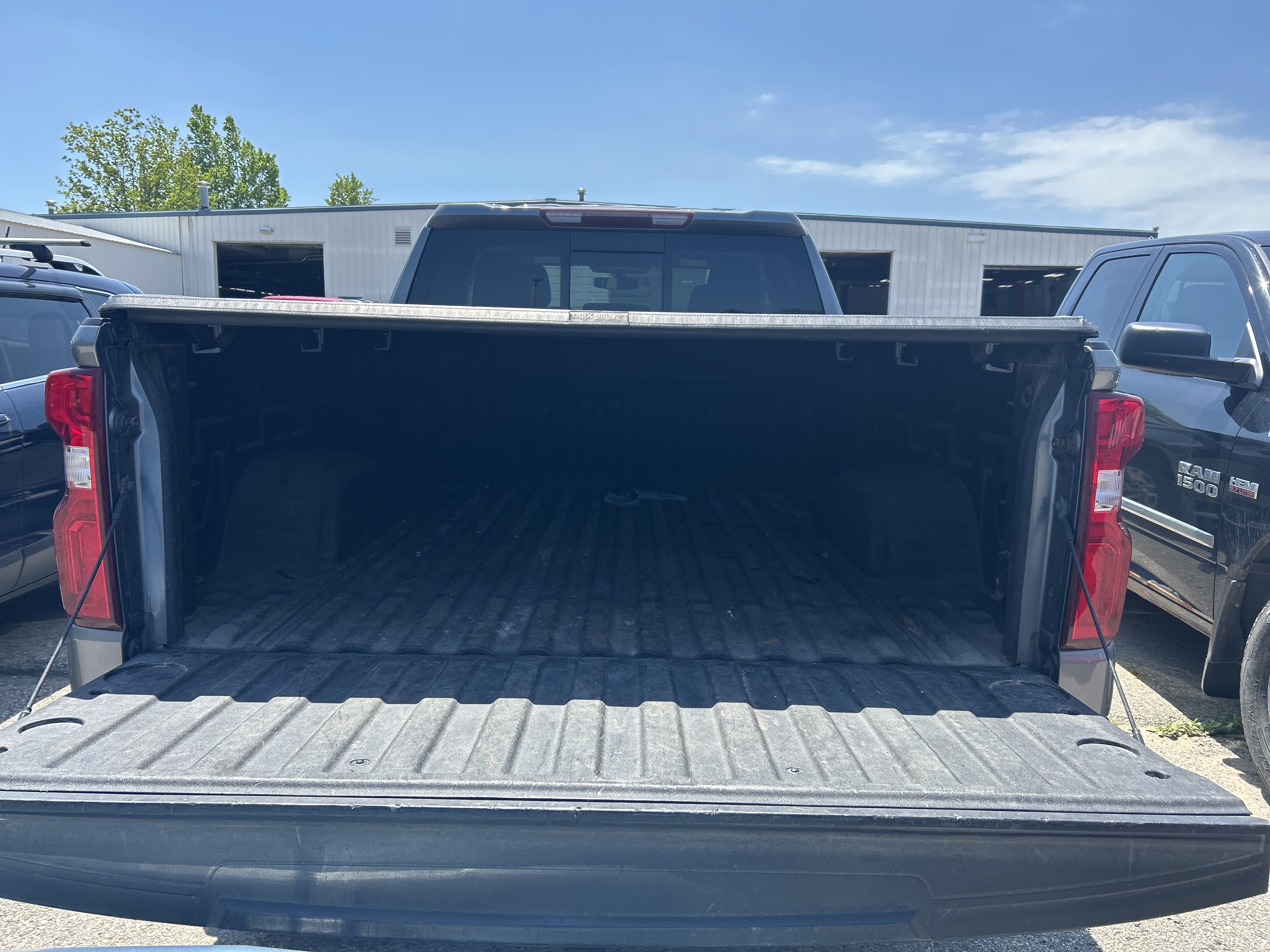 Used 2020 Chevrolet Silverado 1500 RST w/ All-Star Edition AWD/4WD image 10