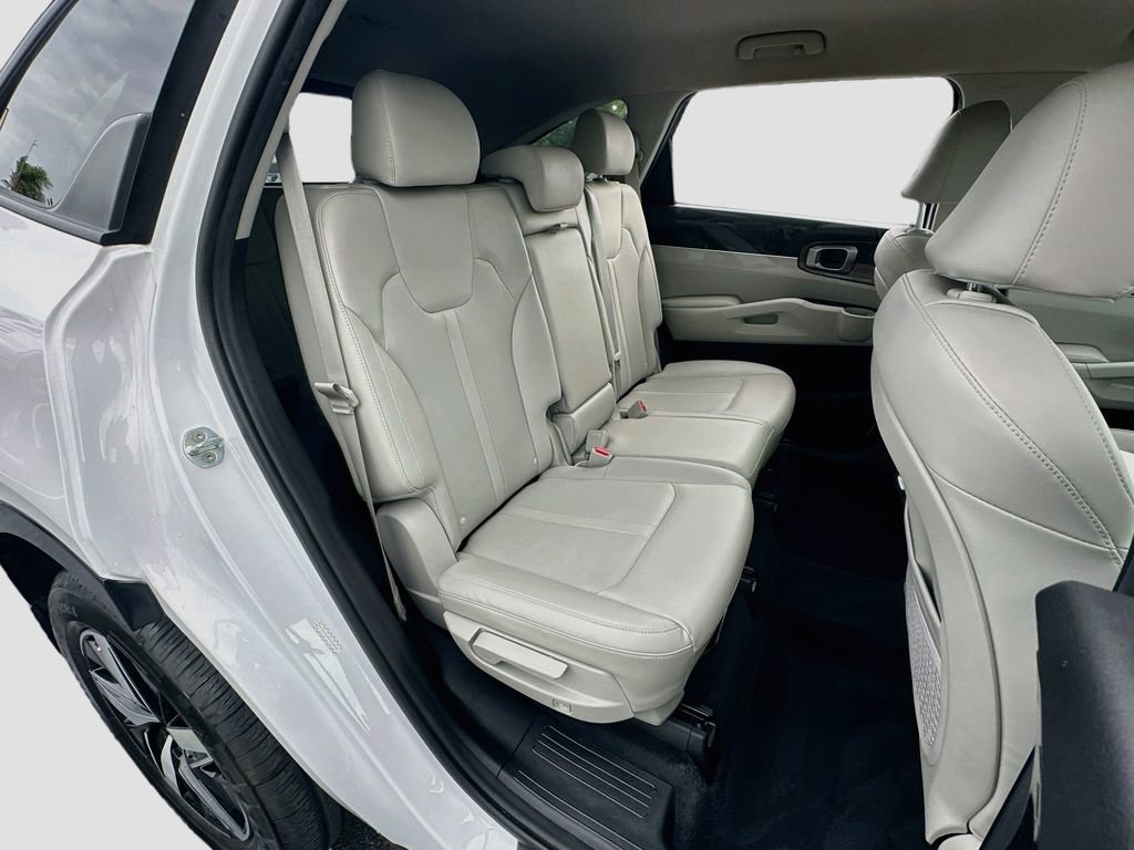 Used 2023 Kia Sorento S FWD image 27