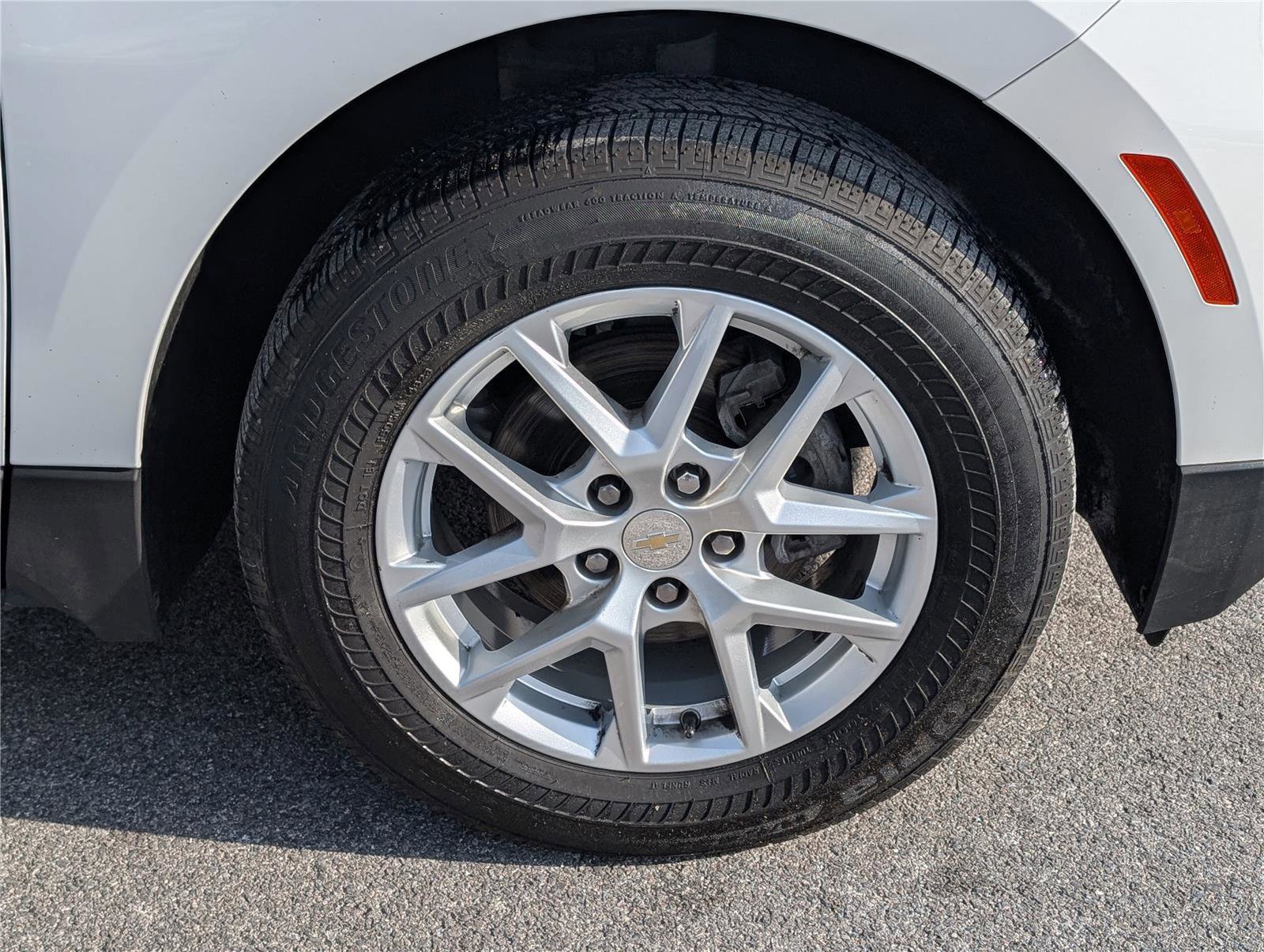 Used 2022 Chevrolet Equinox LT AWD/4WD image 9