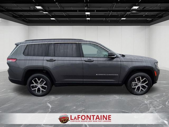 Used 2024 Jeep Grand Cherokee L Limited w/ Luxury Tech Group II image 6