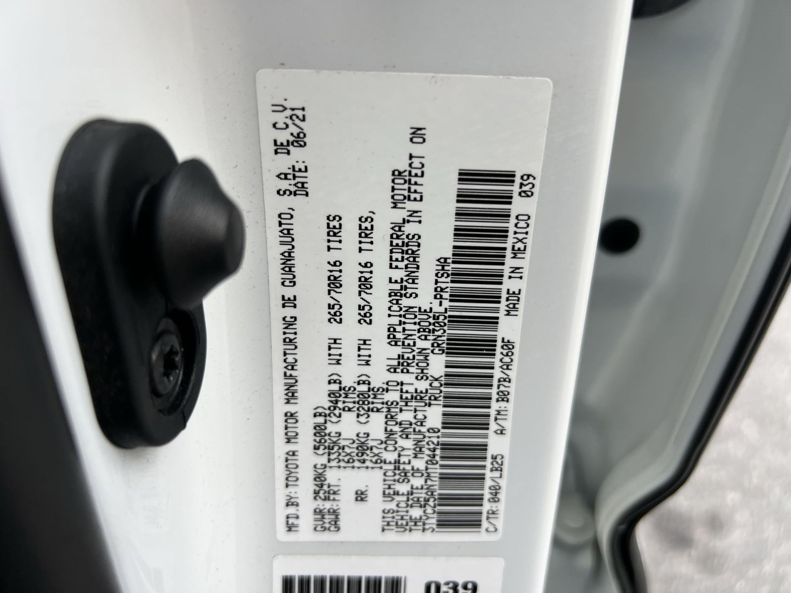 Used 2021 Toyota Tacoma TRD Pro AWD/4WD image 29