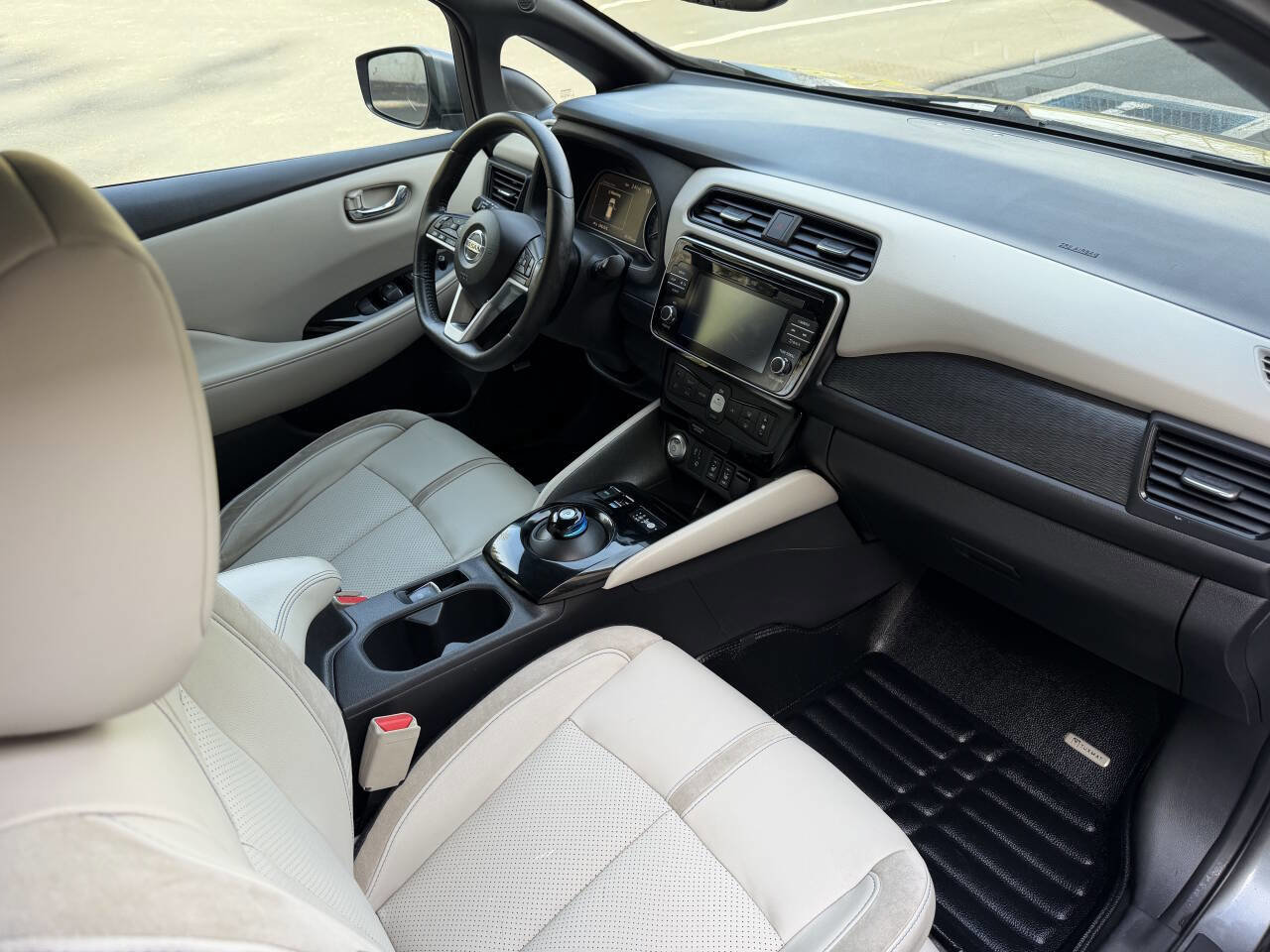 Used 2018 Nissan Leaf SL w/ SL Technology Package image 14