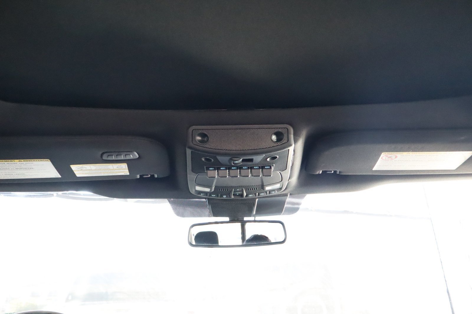 Used 2022 Ford F350 Lariat w/ Black Appearance Package AWD/4WD image 34