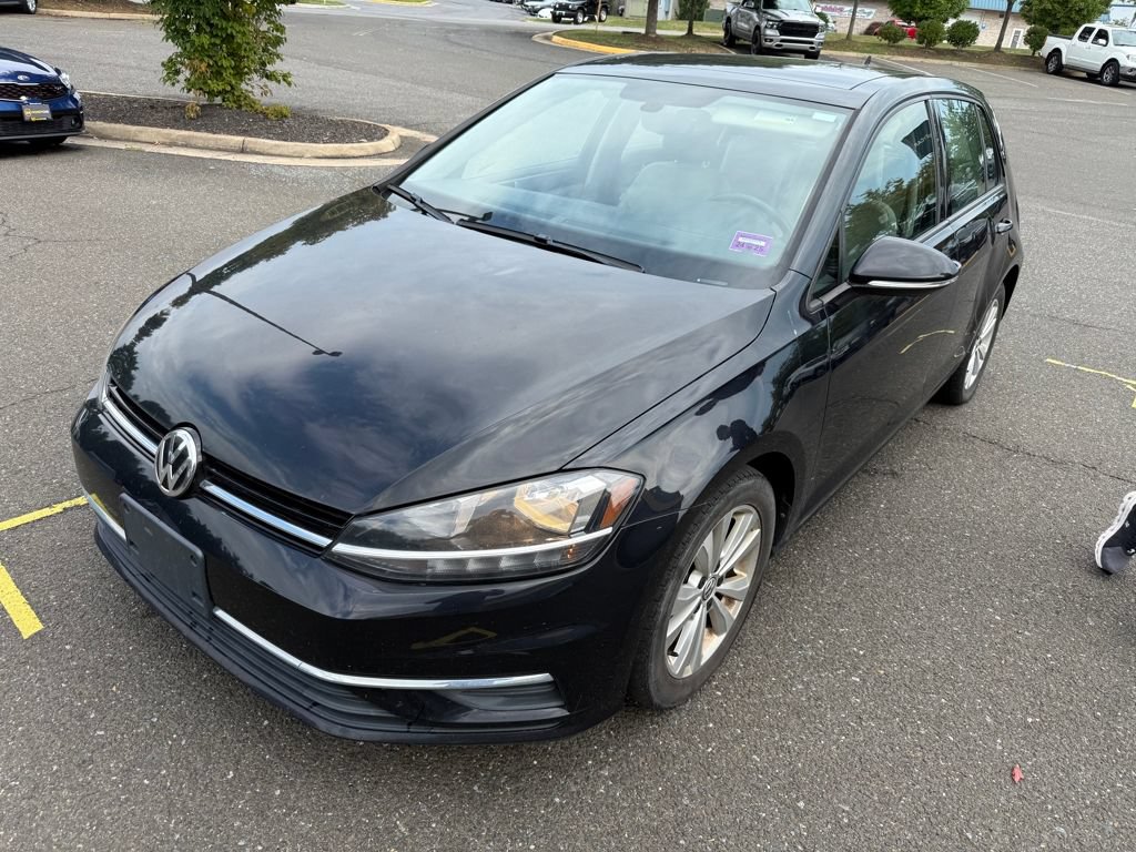 Used 2020 Volkswagen Golf 4-Door FWD image 3