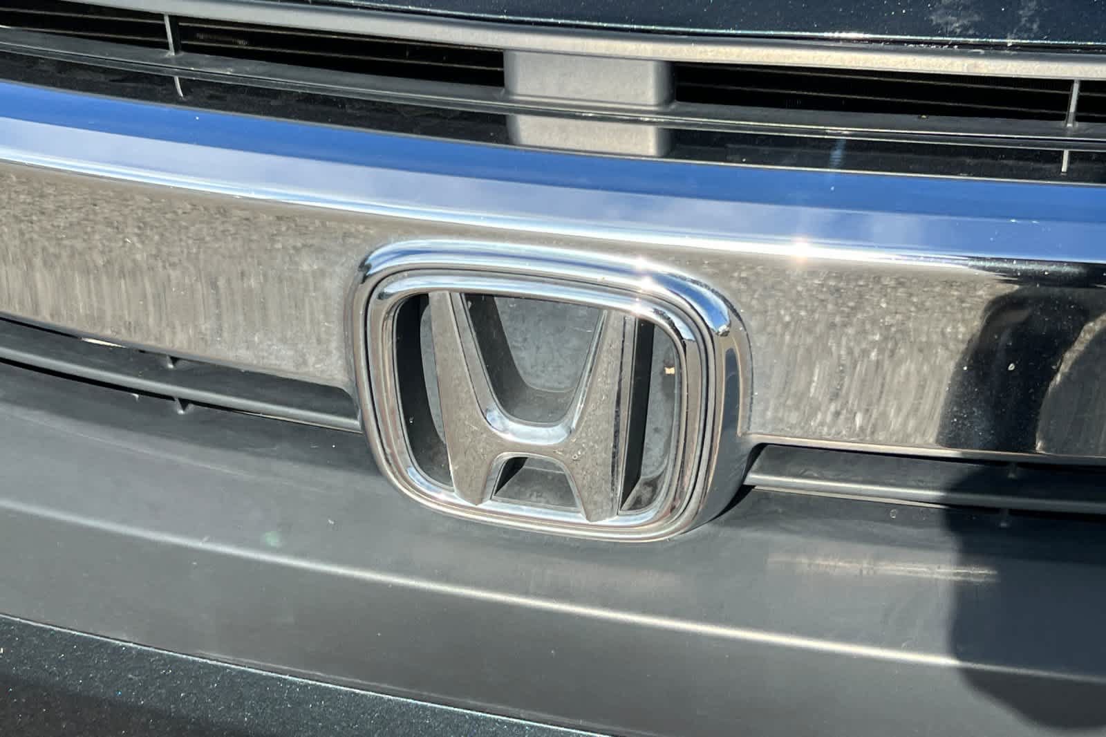 Used 2017 Honda Civic Touring image 13