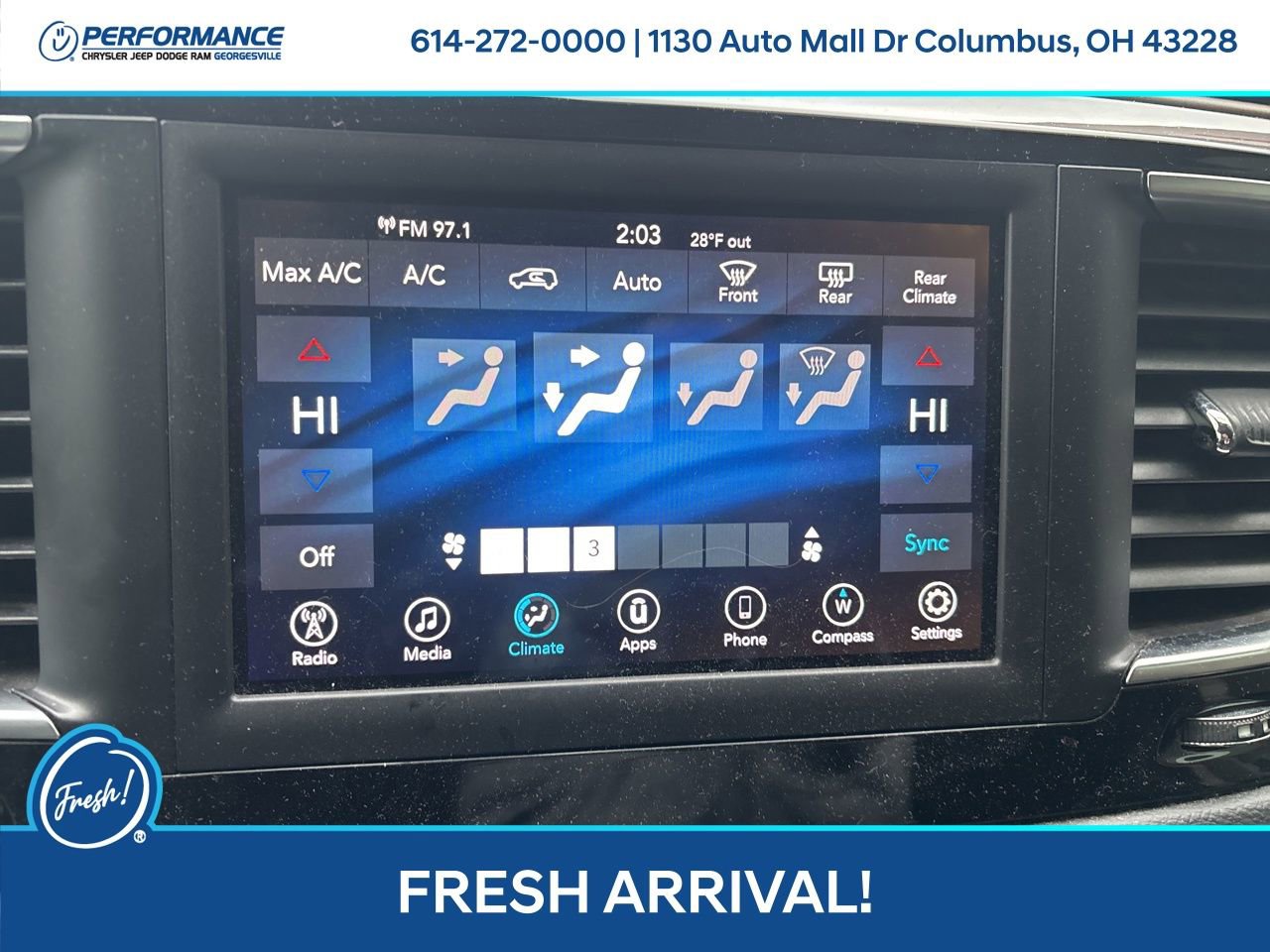 Used 2018 Chrysler Pacifica Touring Plus w/ Tire & Wheel Group image 21