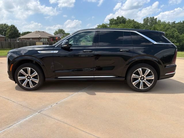 Certified 2025 Cadillac Escalade IQ Luxury 2 w/ LPO, Premium Carpet Package AWD/4WD image 2