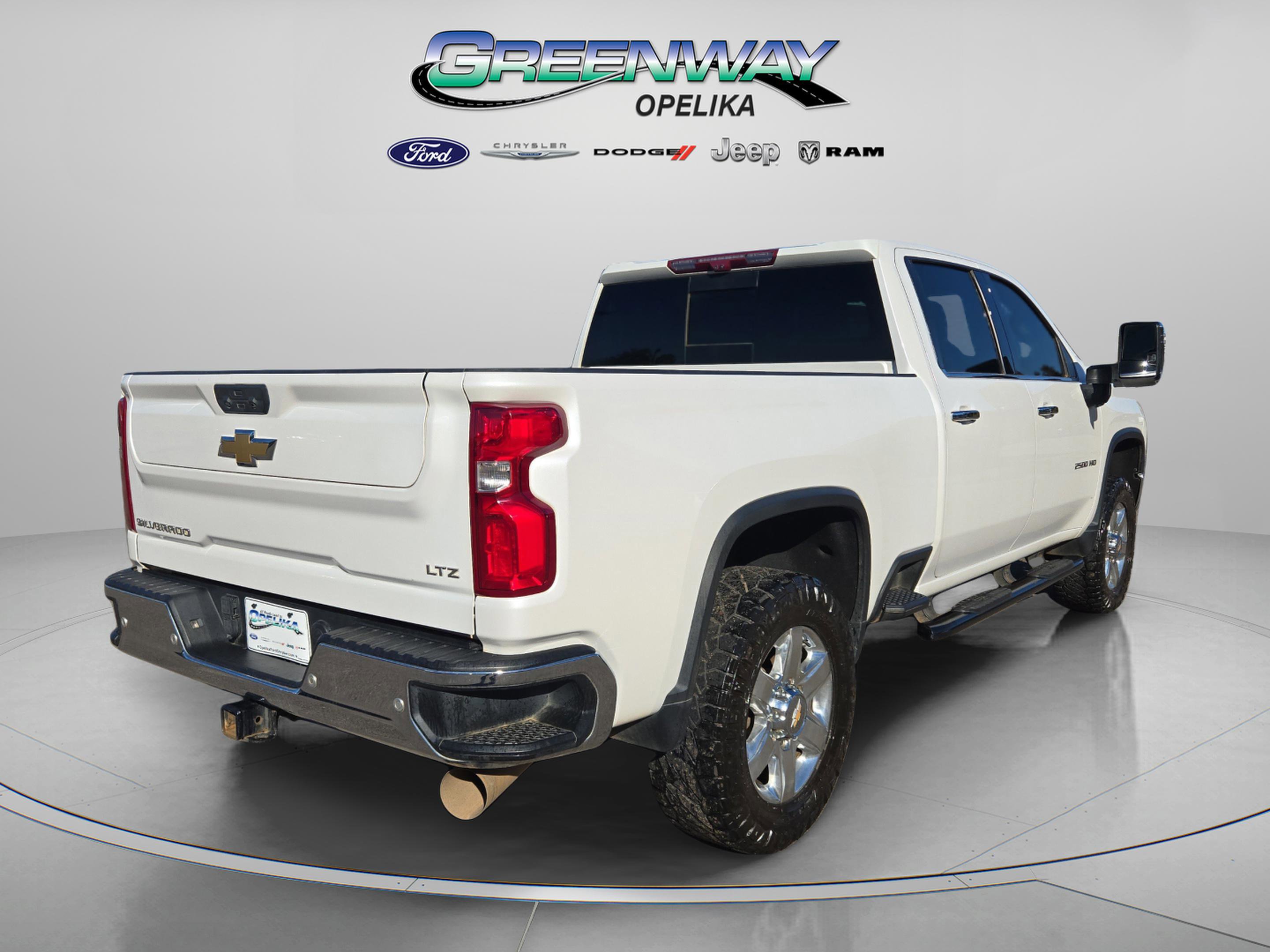 Used 2023 Chevrolet Silverado 2500 LTZ image 12