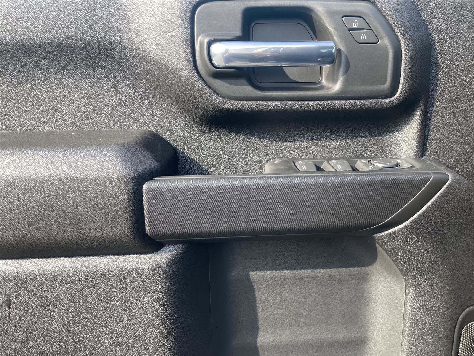 New 2026 Chevrolet Silverado 2500 Custom w/ Custom Value Package image 23