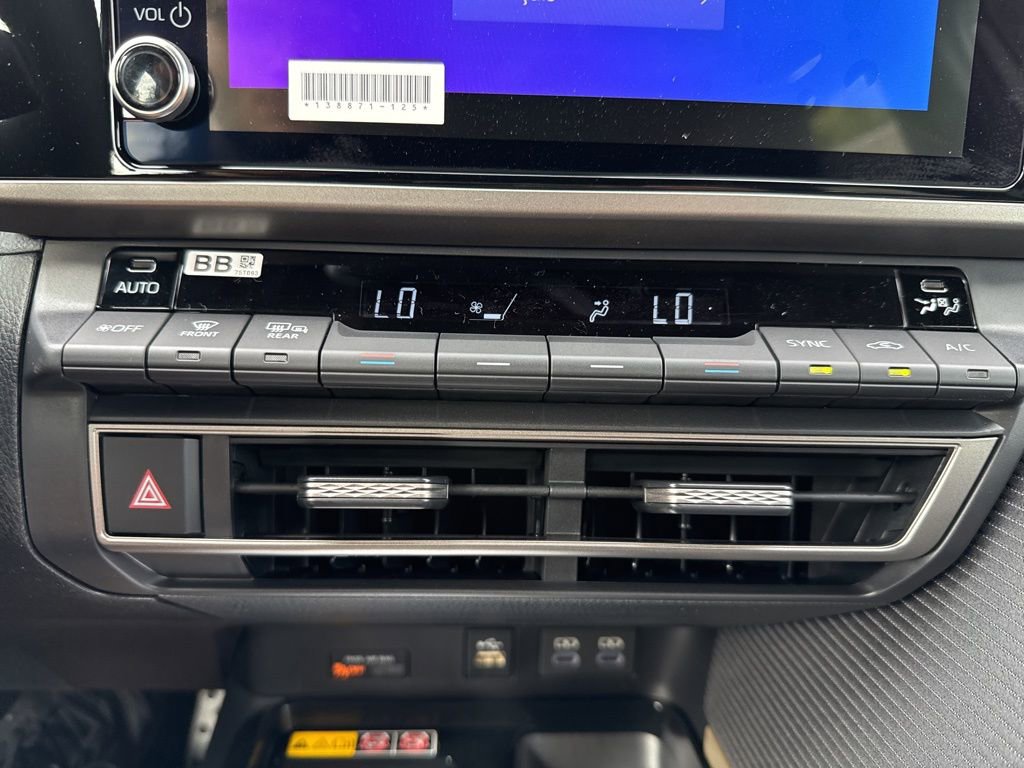New 2026 Toyota Camry SE image 19