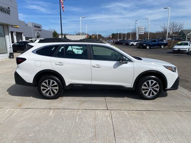 Used 2020 Subaru Outback 2.5i image 2
