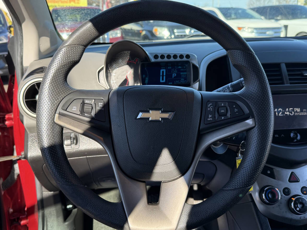 Used 2015 Chevrolet Sonic LT w/ Fun and Sun Package image 10