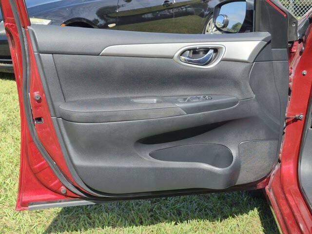 Used 2015 Nissan Sentra SV FWD image 11