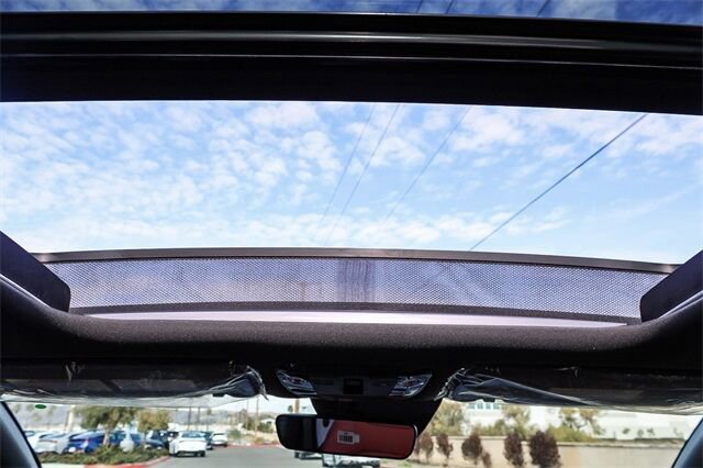 Used 2025 Kia Sportage SX Prestige image 13