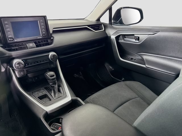 Certified 2021 Toyota RAV4 XLE FWD image 21