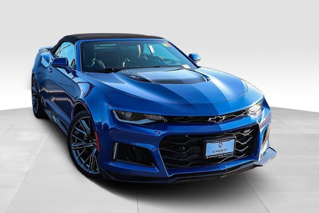 Used 2023 Chevrolet Camaro ZL1 RWD image 2