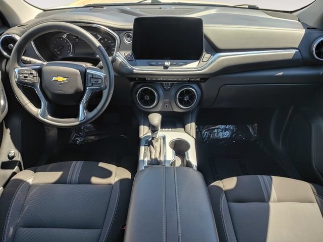 Used 2023 Chevrolet Blazer LT w/ Convenience Package FWD image 10