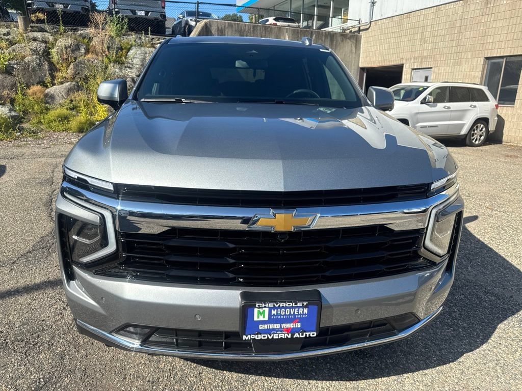 Used 2026 Chevrolet Tahoe LS AWD/4WD image 8