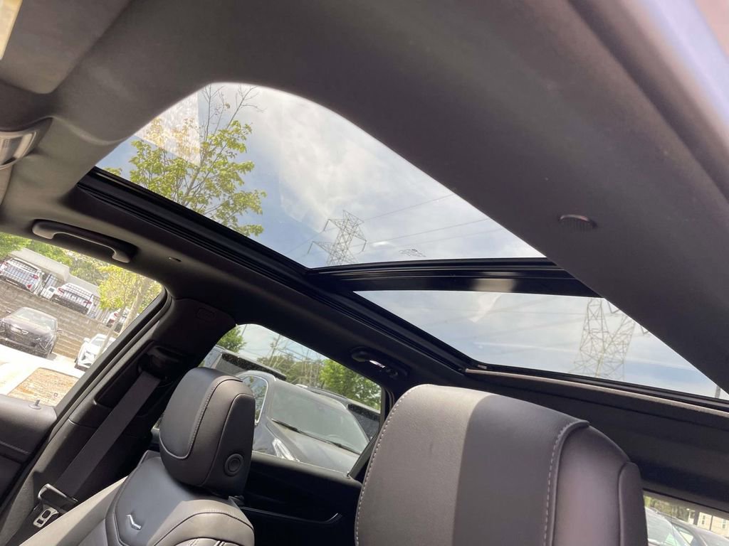 New 2026 Cadillac XT5 Premium Luxury w/ Driver Assist Package FWD image 19
