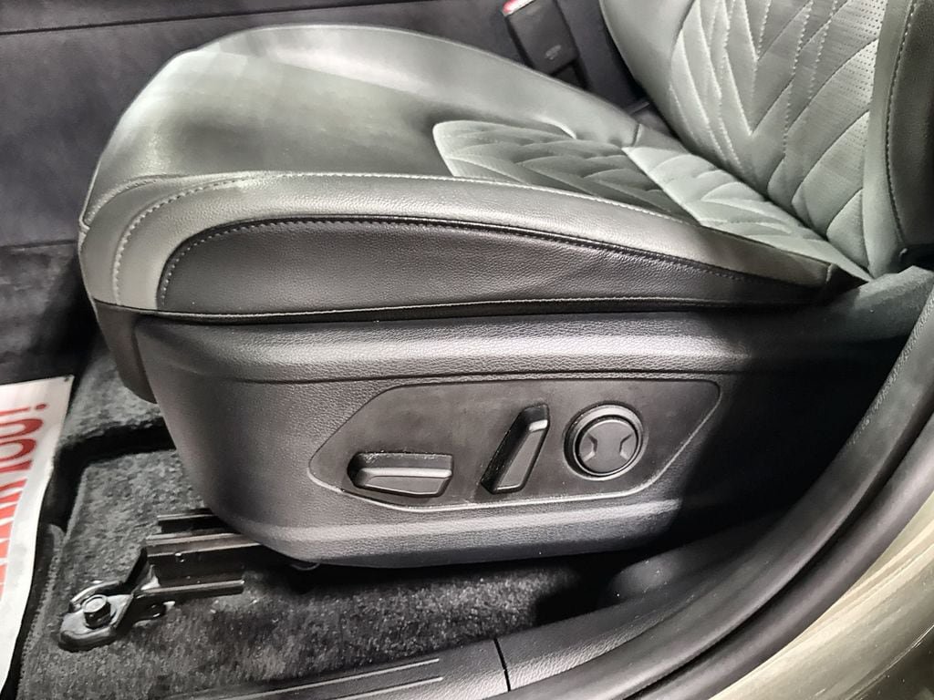 Used 2024 Kia Sportage X-Line AWD/4WD image 13