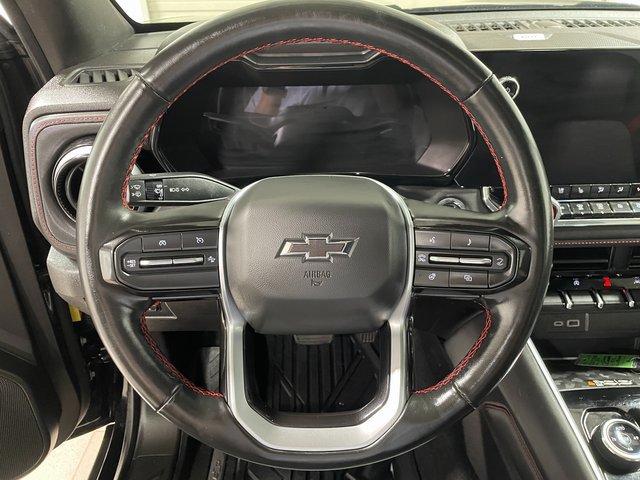 Used 2024 Chevrolet Colorado Z71 w/ Z71 Convenience Package 2 AWD/4WD image 14