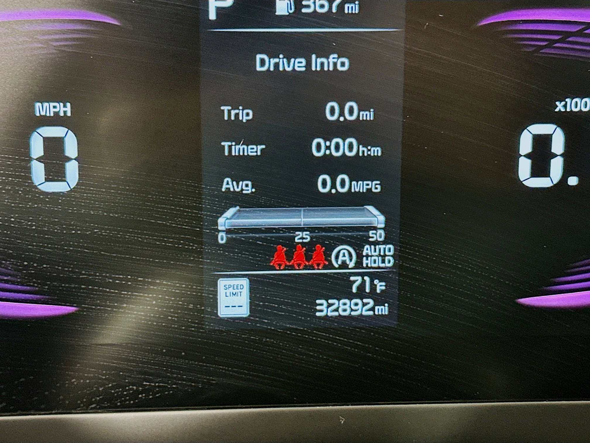 Used 2025 Kia Sportage LX image 19