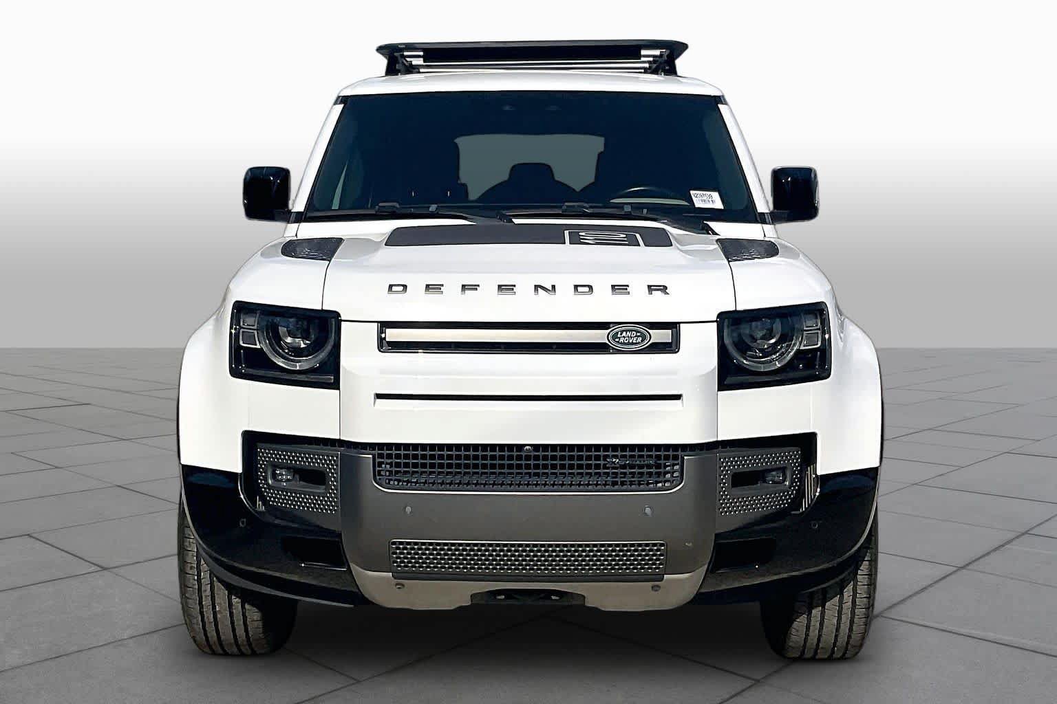 Used 2022 Land Rover Defender 110 X-Dynamic HSE AWD/4WD image 4
