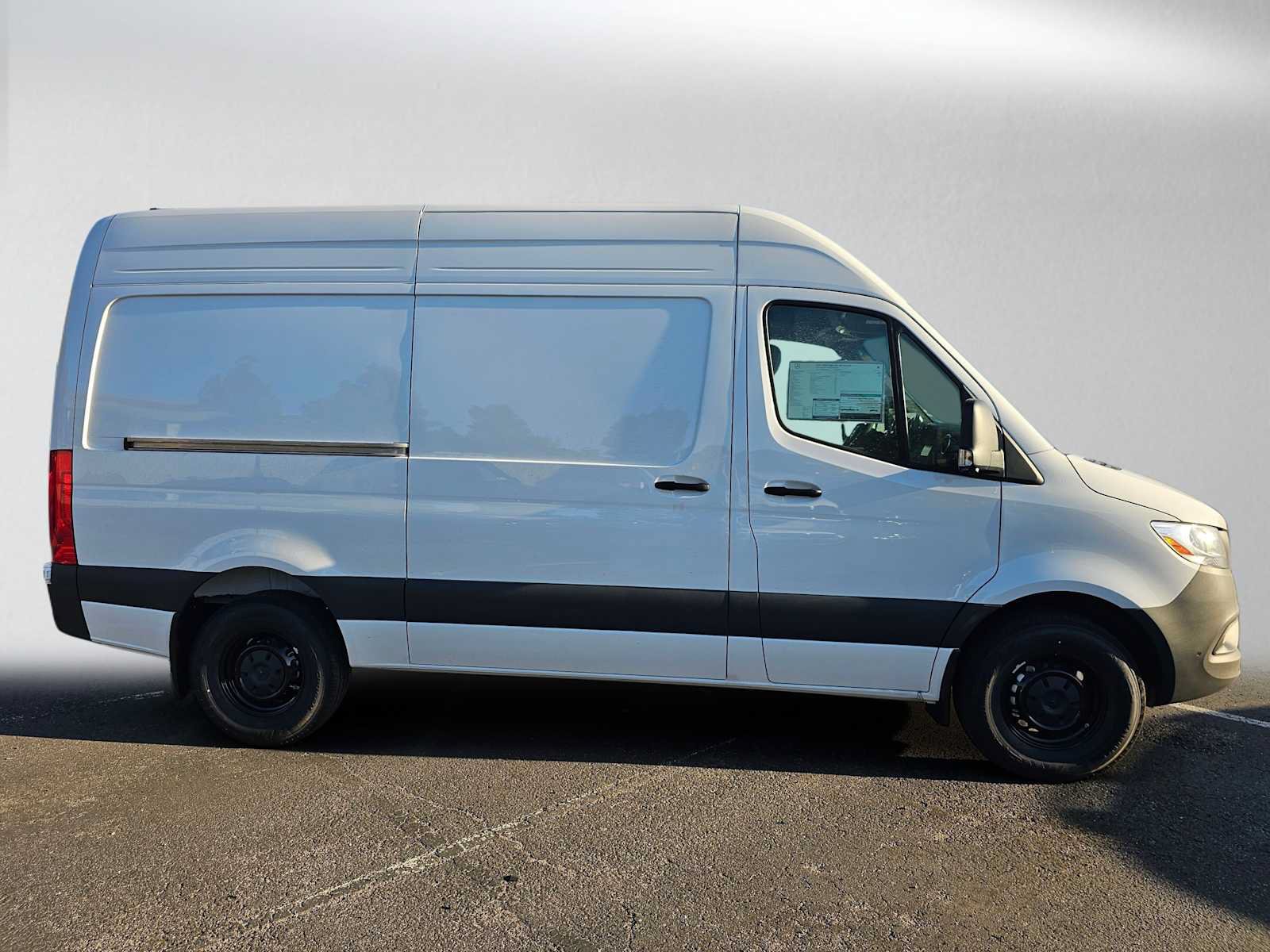 New 2026 Mercedes-Benz Sprinter 2500 image 2