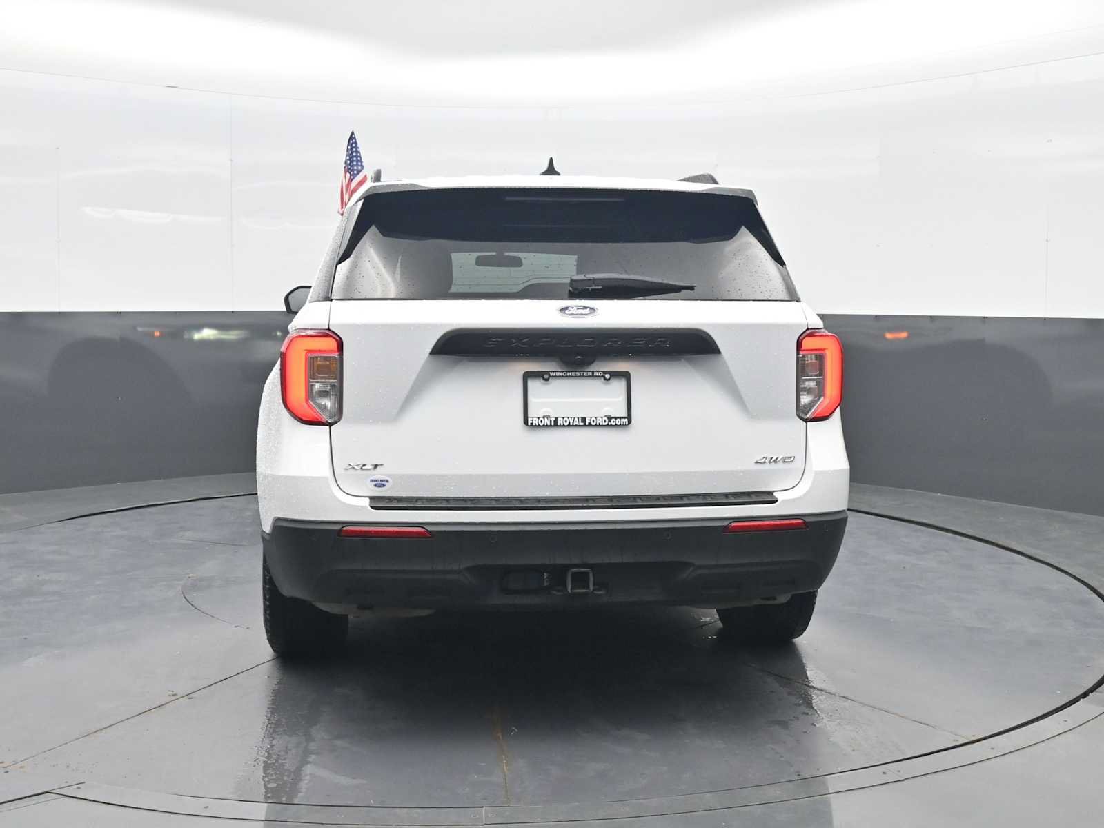Certified 2021 Ford Explorer XLT w/ Class III Trailer Tow Package AWD/4WD image 6