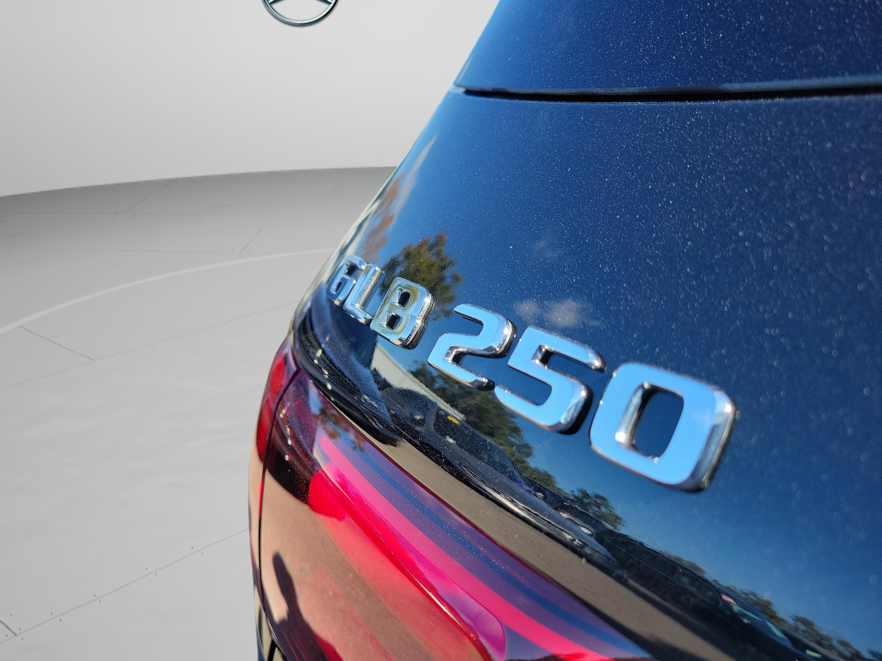 Certified 2026 Mercedes-Benz GLB 250 GLB 250 image 7