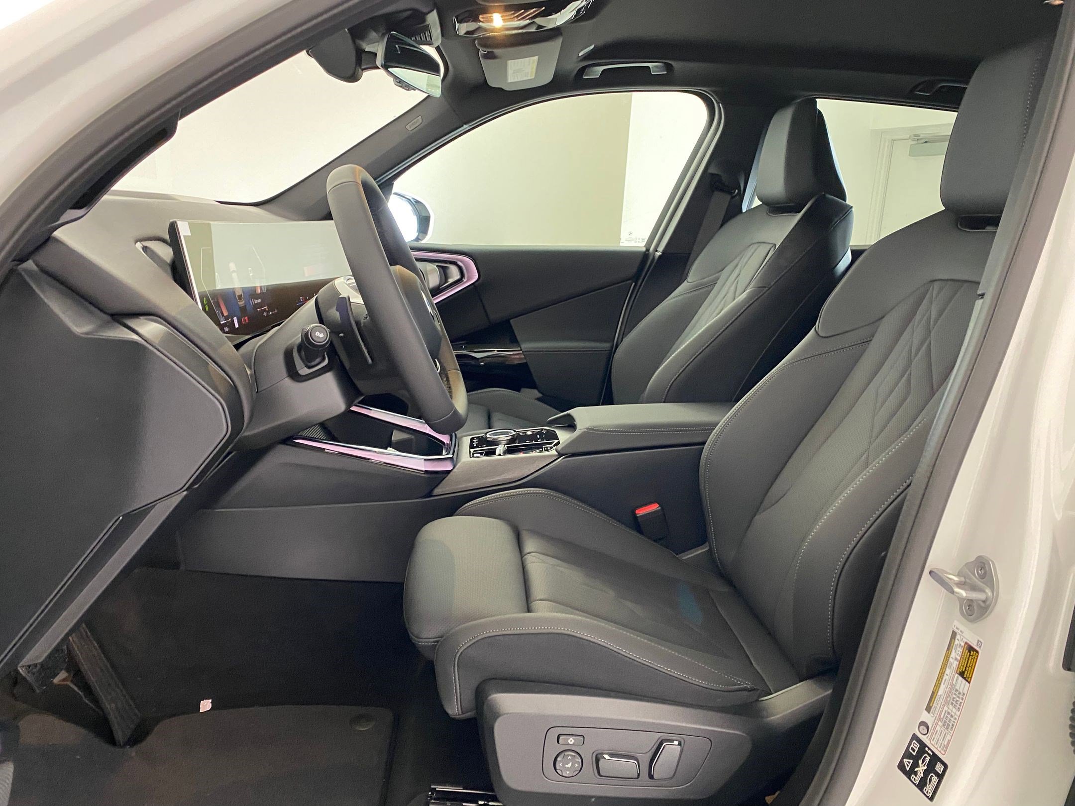 New 2026 BMW X3 xDrive30 w/ Convenience Package image 4