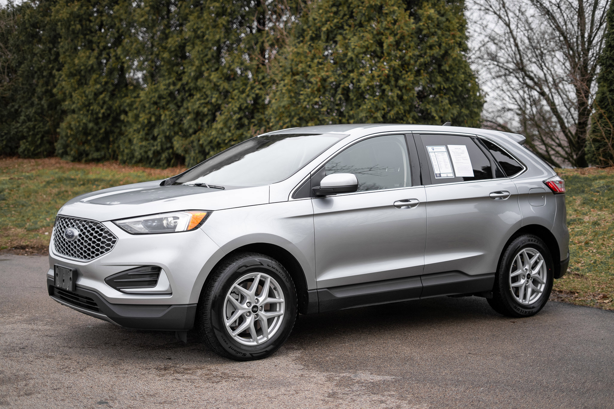 Used 2024 Ford Edge SEL image 8