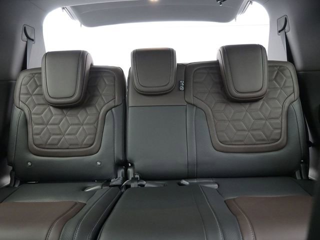 New 2026 Nissan Armada Platinum image 14