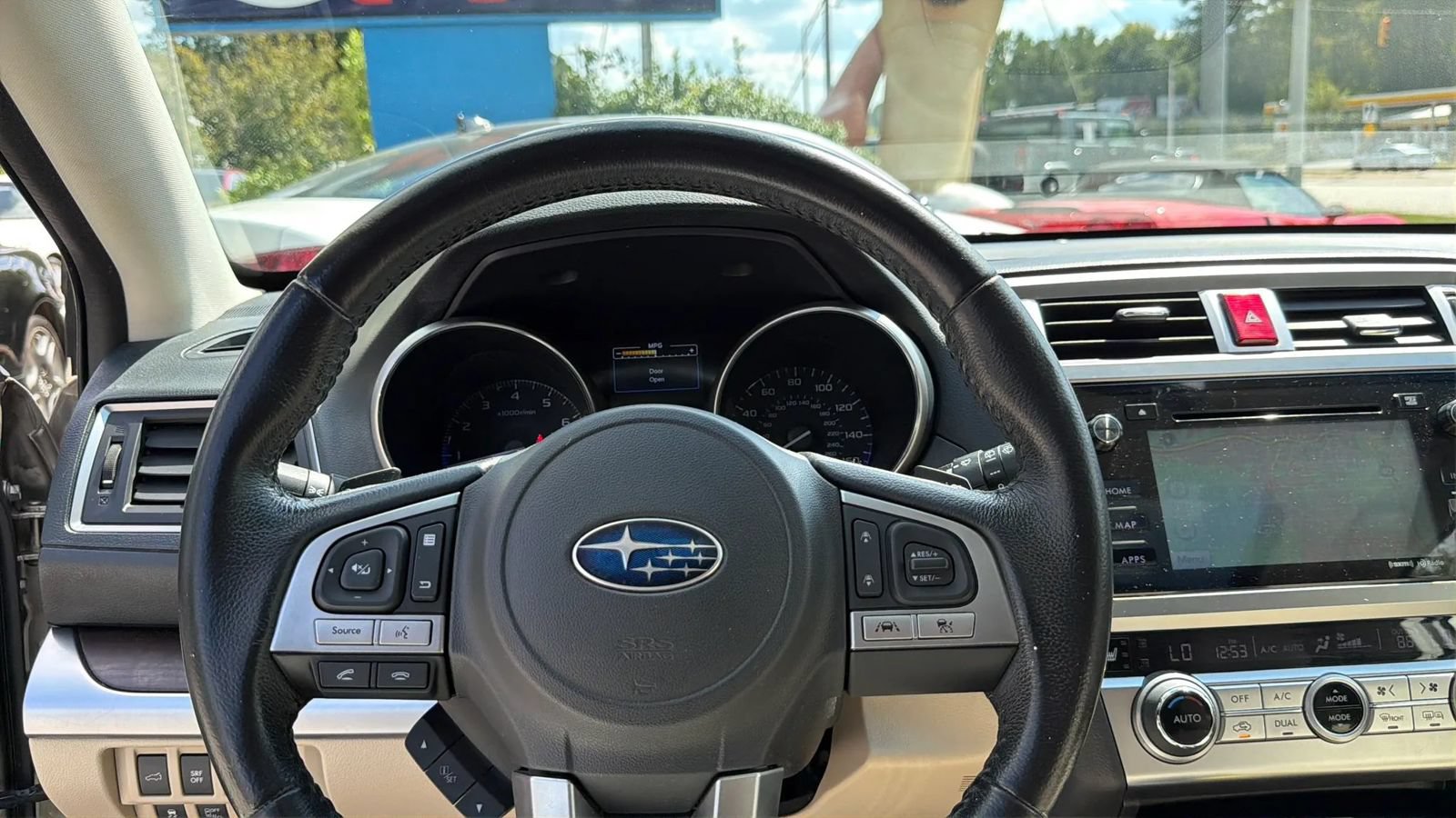 Used 2017 Subaru Outback 3.6R Limited AWD/4WD image 11