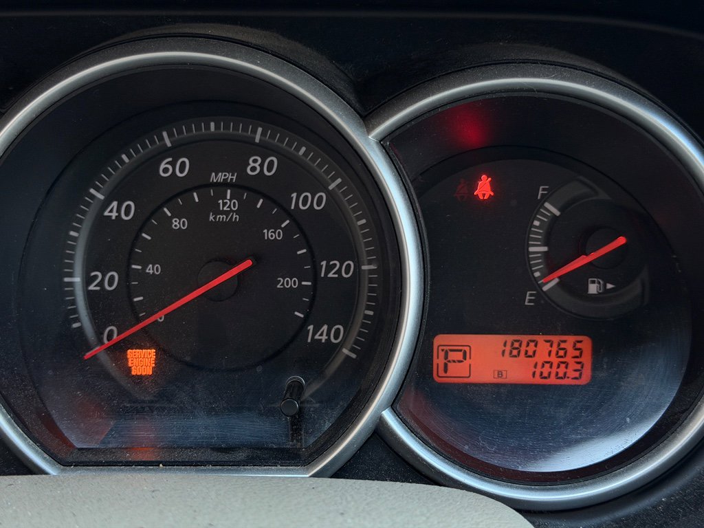 Used 2011 Nissan Versa 1.8 S w/ Plus Pkg image 10