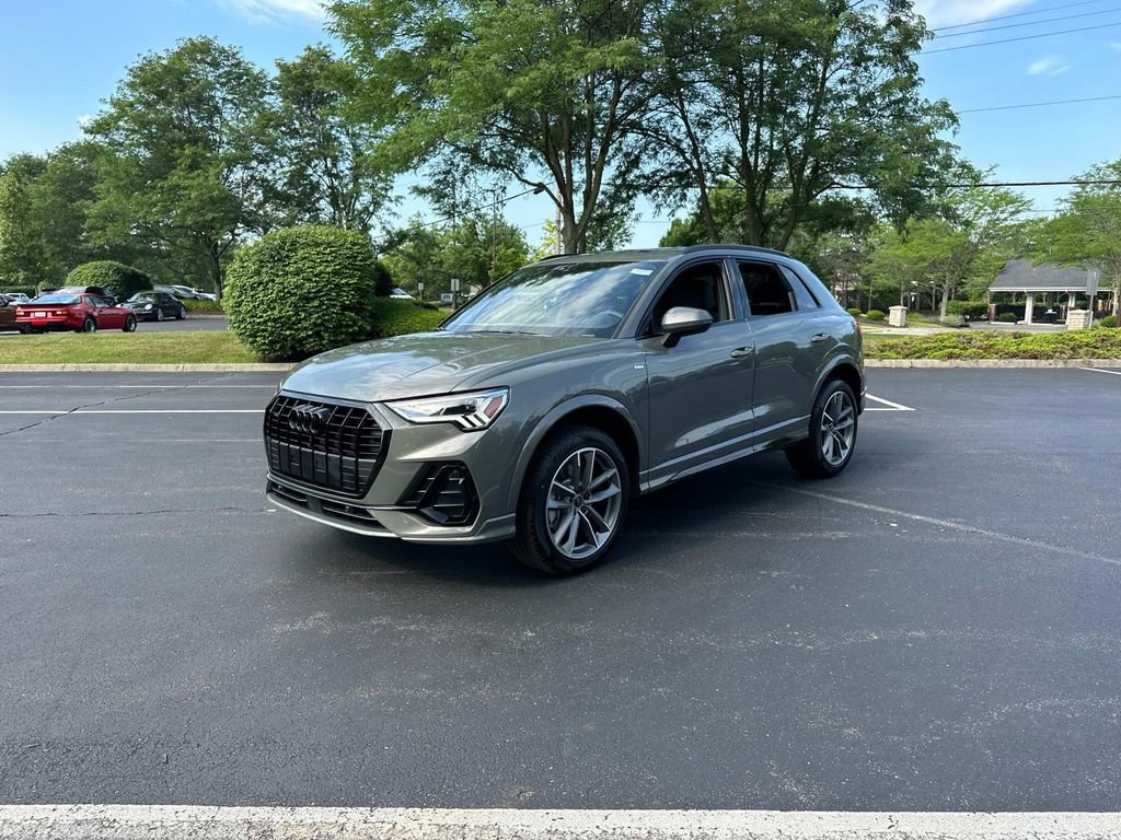 New 2025 Audi Q3 2.0T Premium image 3