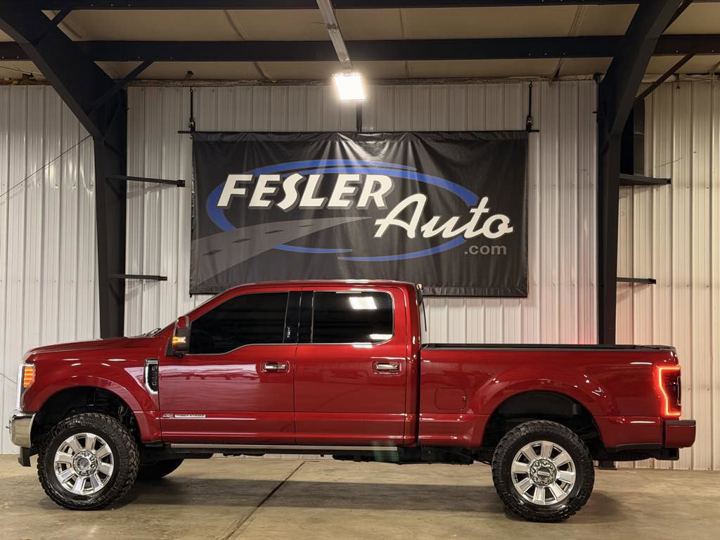 Used 2018 Ford F350 Platinum w/ Platinum Ultimate Package image 2