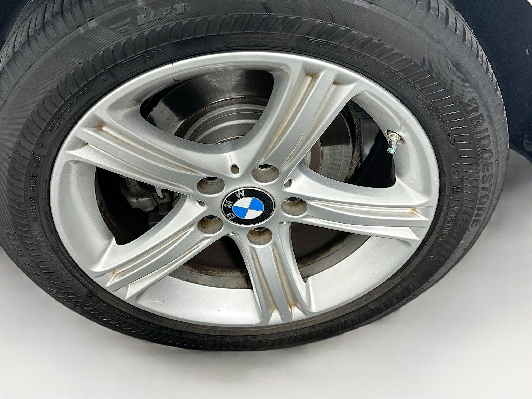 Used 2013 BMW 320i Sedan RWD image 11