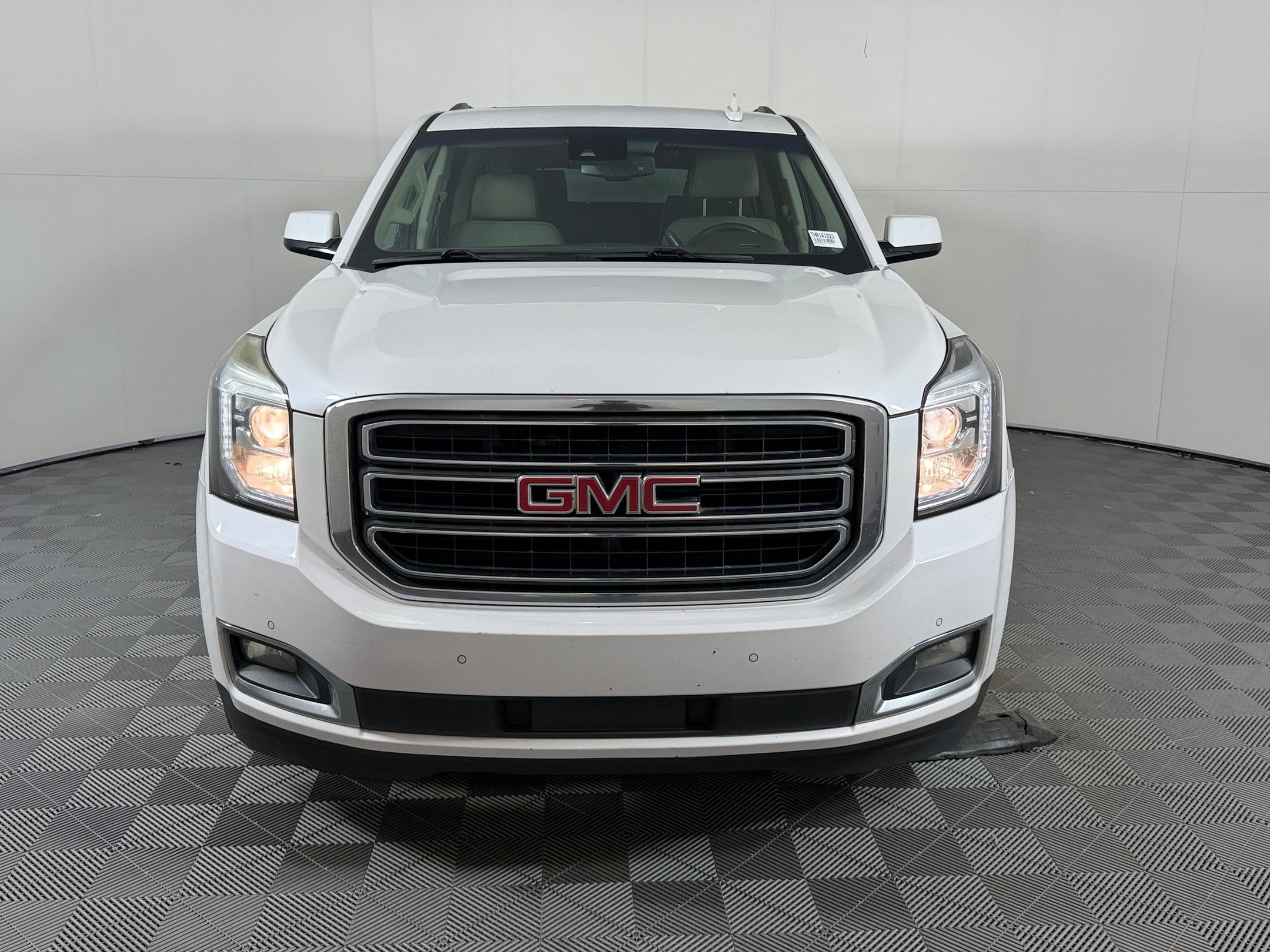 Used 2017 GMC Yukon XL SLT w/ Open Road Package RWD image 6