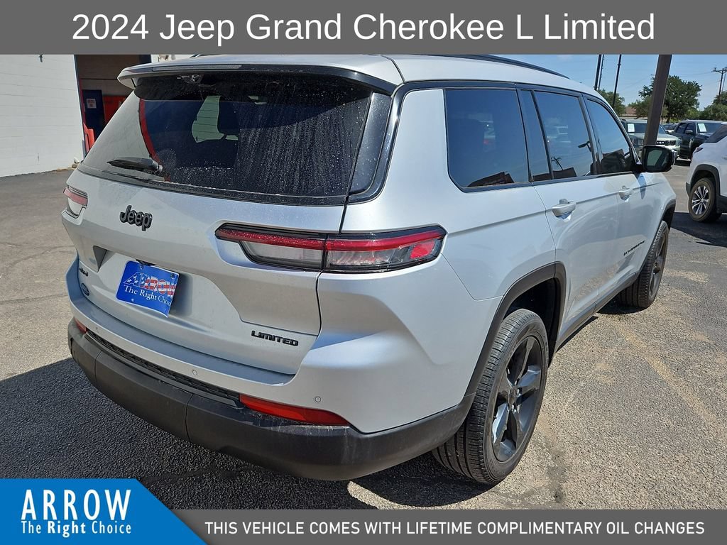 Used 2024 Jeep Grand Cherokee L Limited w/ Luxury Tech Group II AWD/4WD image 12