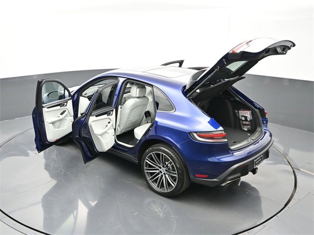 New 2026 Porsche Macan image 31