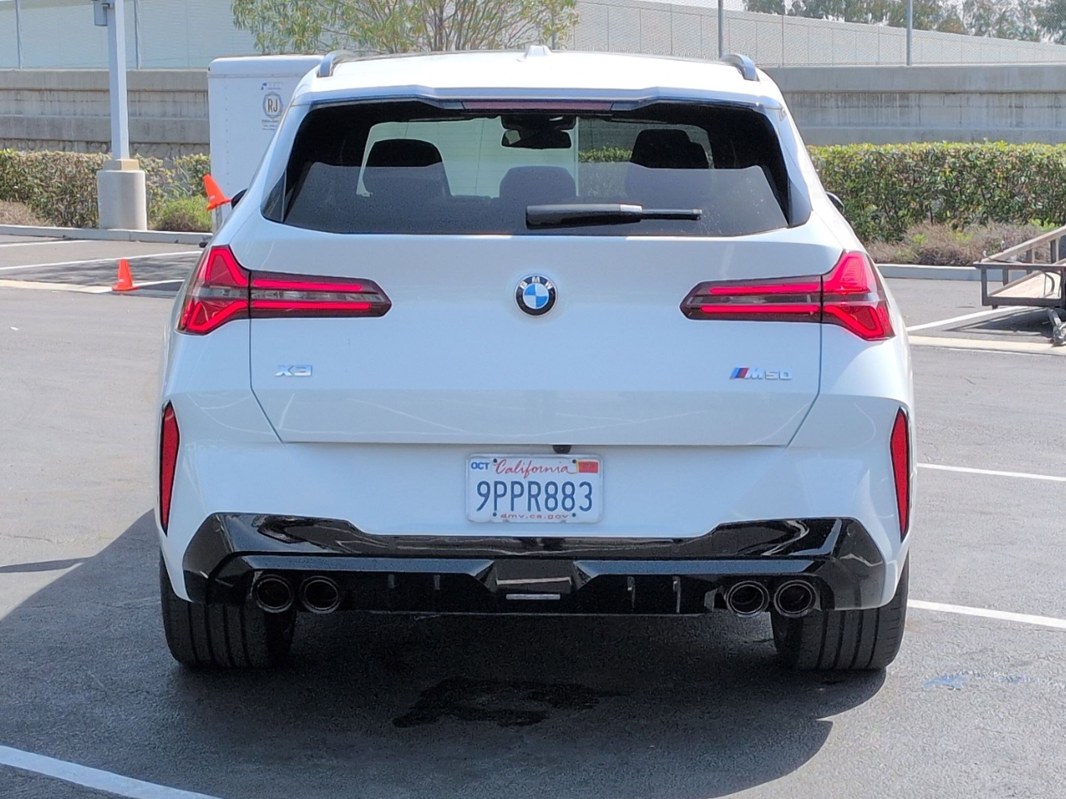 Used 2025 BMW X3 M50 w/ Premium Package image 9