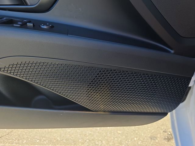 Used 2025 Hyundai Elantra Sport image 39